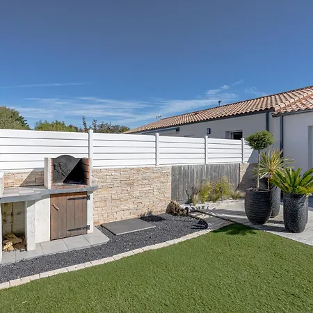 度假居 Maison 6pers 3kms De La *